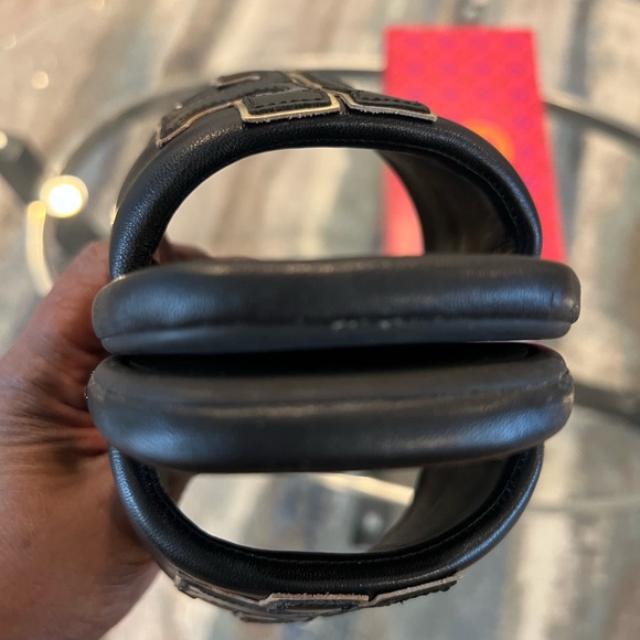 Tory Burch Double T Sport Slide in Black Sz 9.5 In Excellent Pre-Loved Condition - Picture 5 of 8